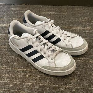 Adidas Men's White and Black Sneakers Grand Court SE Size 10.5